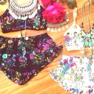 LAST CHANCE!! Black Gypsy Queen Set